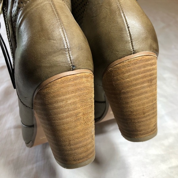 Report Jamie Heeled Boots - Picture 5 of 10